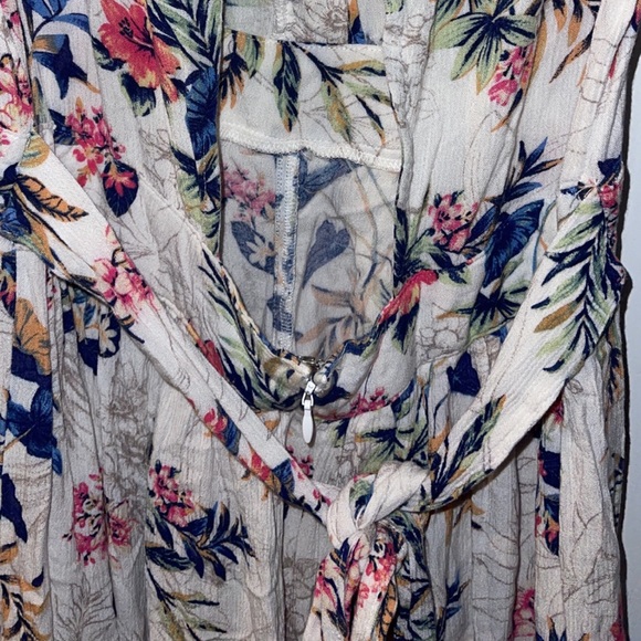 AE ROMPER - Picture 3 of 7